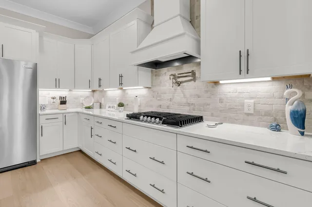 $1,359,900 | 1087 Capersview Court, Awendaw, SC 29429