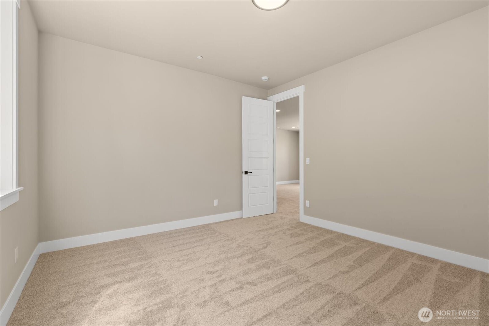 3504 Alaska Road Brier, WA 98036 - Photo 32 of 40 Gallery Image 32
