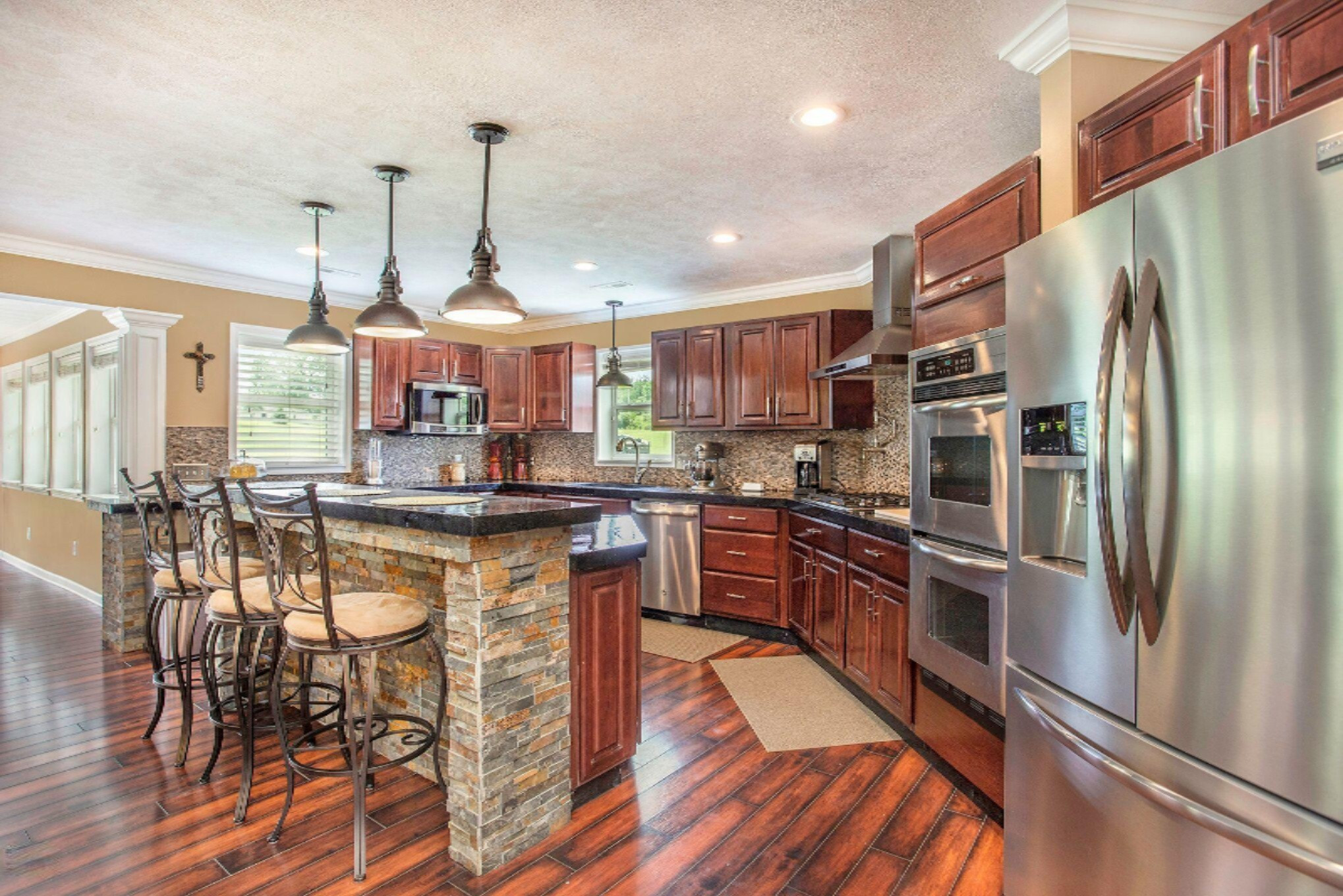 17821 Rickerman Road Galien, MI 49113 - Photo 8 of 34 17821 Rickerman stunning modern kitchen