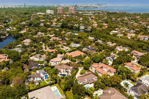$7,200,000 | 350 Costa Brava Court, Coral Gables, FL 33143
