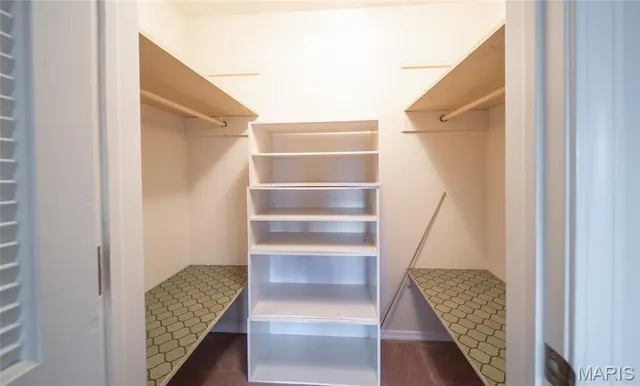 $482,000 | 1673 Hwy T, Freeburg, MO 65035