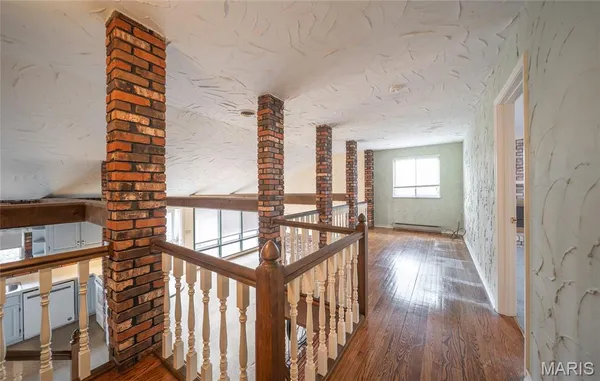 $457,900 | 1673 Hwy T, Freeburg, MO 65035