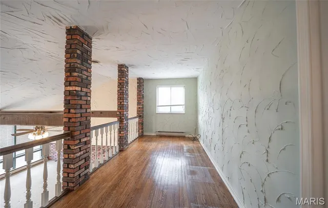 $482,000 | 1673 Hwy T, Freeburg, MO 65035