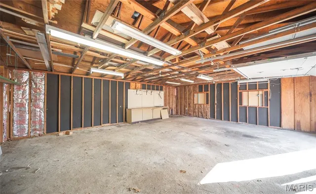 $482,000 | 1673 Hwy T, Freeburg, MO 65035