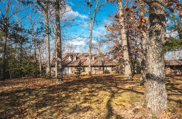 $482,000 | 1673 Hwy T, Freeburg, MO 65035