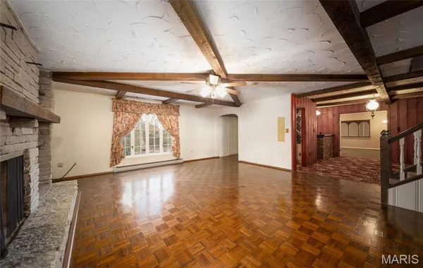 $457,900 | 1673 Hwy T, Freeburg, MO 65035