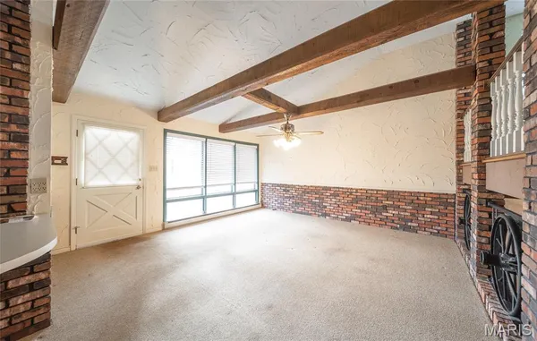 $457,900 | 1673 Hwy T, Freeburg, MO 65035