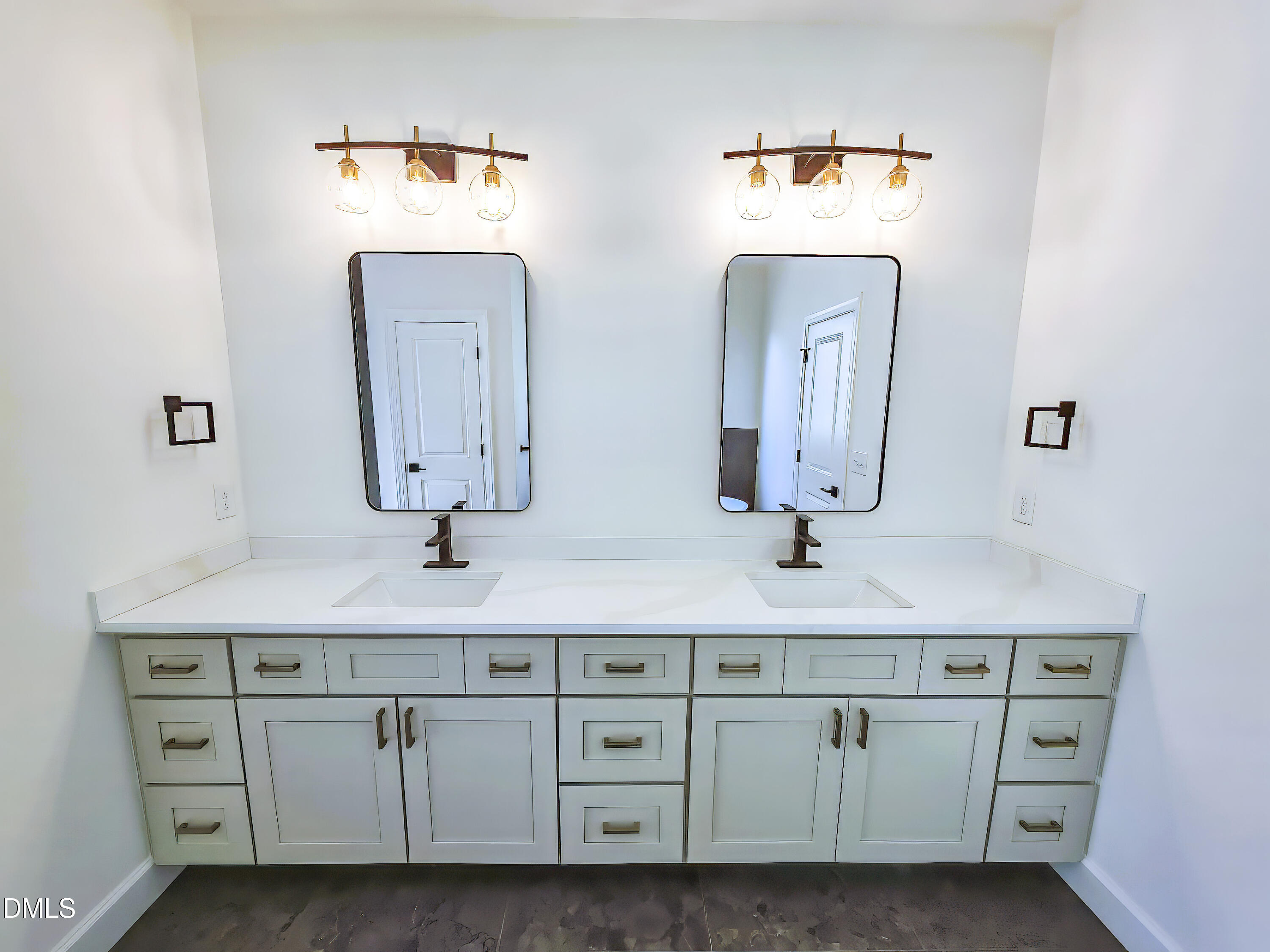 7608 Silver View Lane Raleigh, NC 27613 - Photo 23 of 46