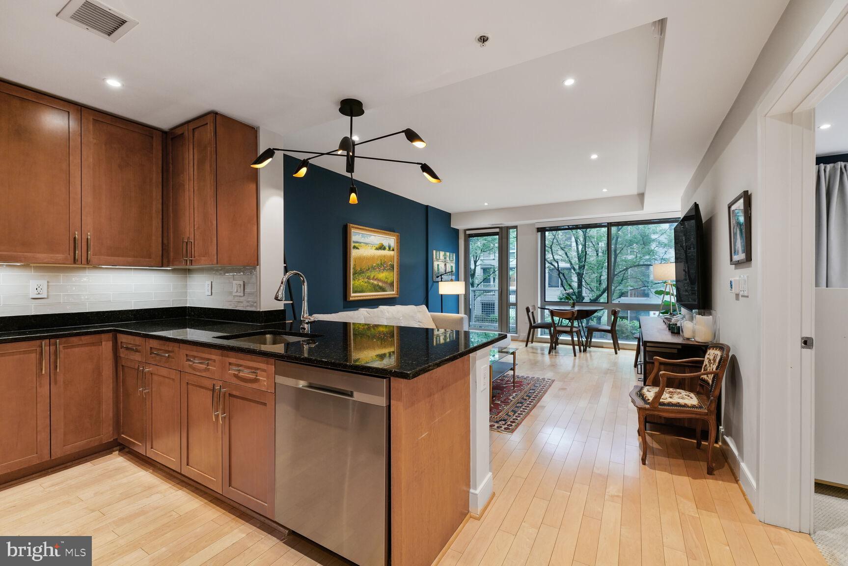 4101 Albemarle Street Northwest, Unit 443 Washington, DC 20016 - Photo 3 of 29 Cityline at Tenley