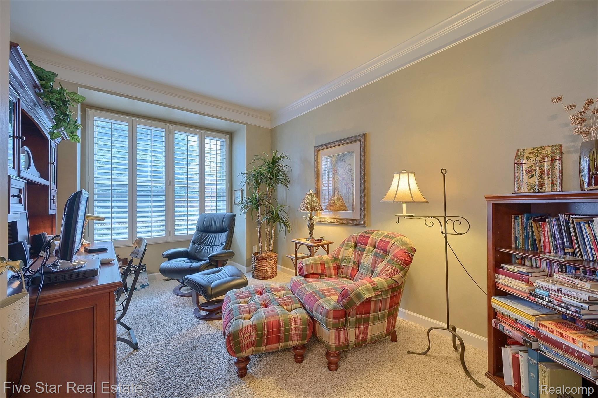 3681 Tremonte Circle Rochester, MI 48306 - Photo 10 of 43 10-Library.jpg