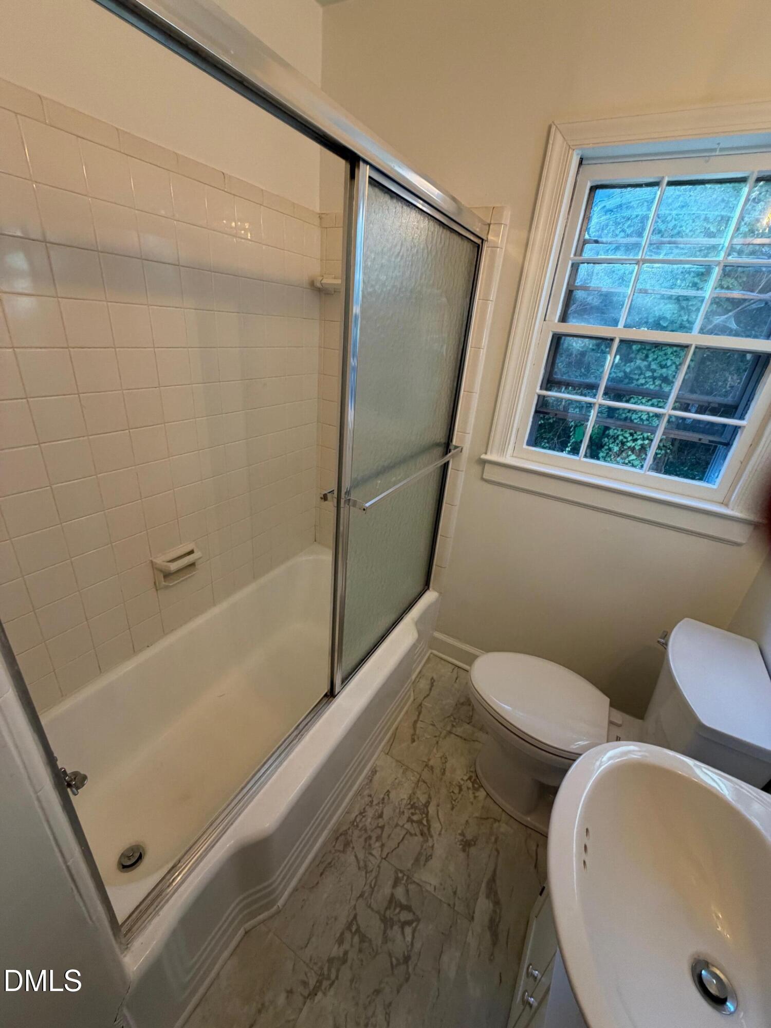 2604 Grant Avenue Raleigh, NC 27608 - Photo 5 of 11 IMG_0883