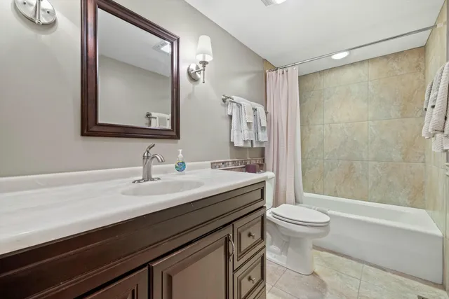 $1,200,000 | 1070 South Lake Shore Drive, Unit 81A, Lake Geneva, WI 53147