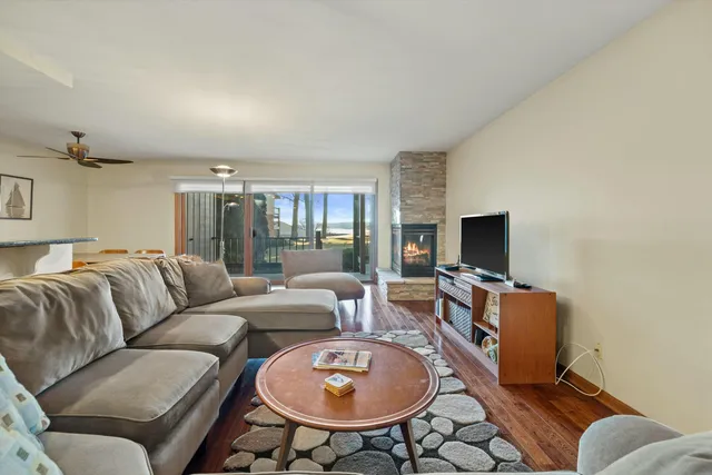 $1,200,000 | 1070 South Lake Shore Drive, Unit 81A, Lake Geneva, WI 53147