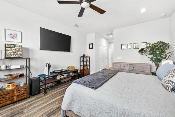 $725,000 | 11761 Lake Lucaya Drive, Riverview, FL 33579