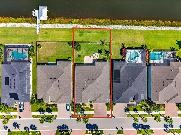 $725,000 | 11761 Lake Lucaya Drive, Riverview, FL 33579