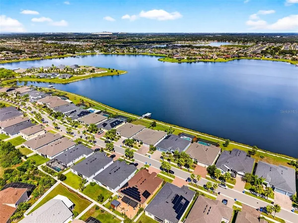 $725,000 | 11761 Lake Lucaya Drive, Riverview, FL 33579