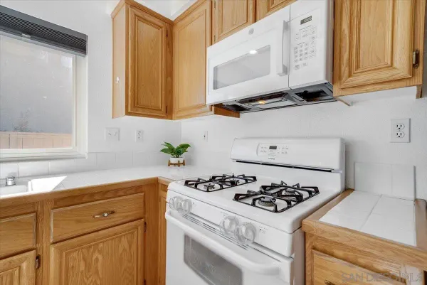 $650,000 | 31950 Via Tafalla, Temecula, CA 92592