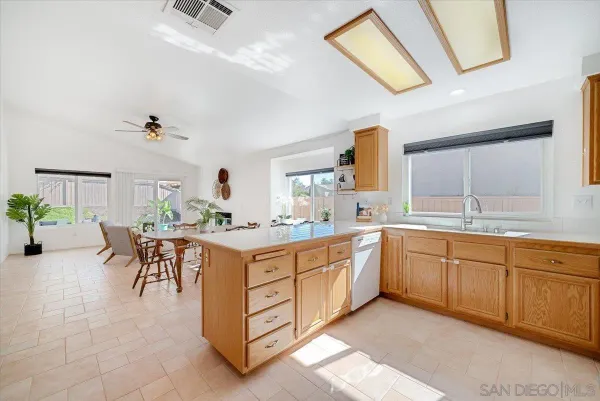 $650,000 | 31950 Via Tafalla, Temecula, CA 92592