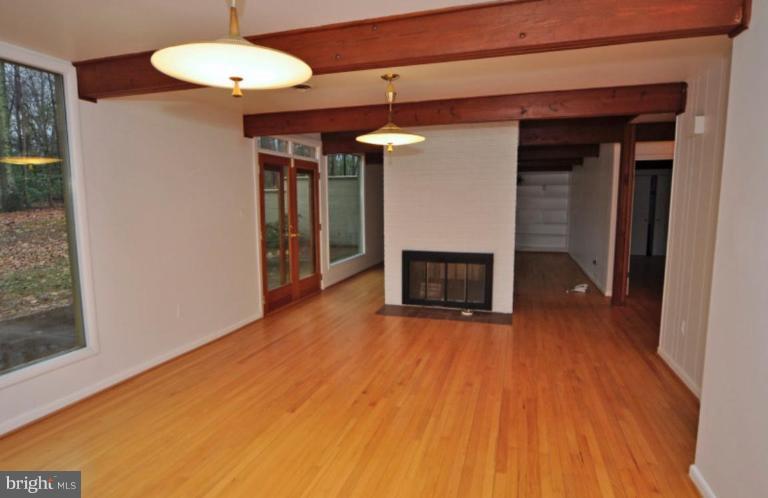 10506 Wickens Road Vienna, VA 22181 - Photo 6 of 13 Dining Room