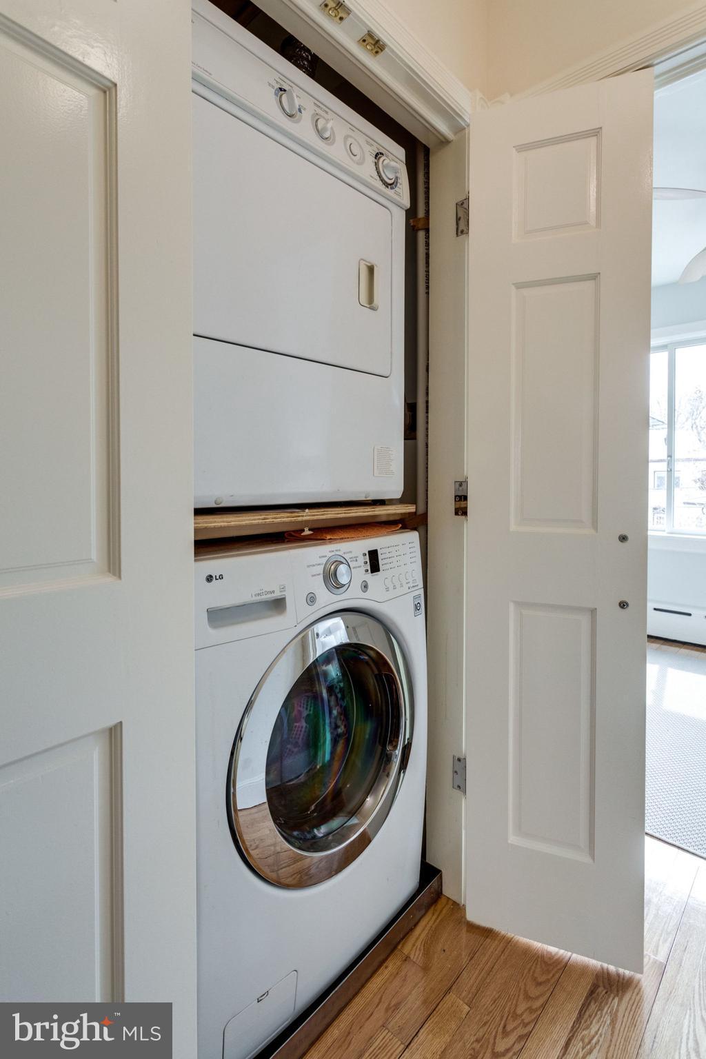 4452 Reservoir Road Northwest Washington, DC 20007 - Photo 12 of 33 Washer/Dryer