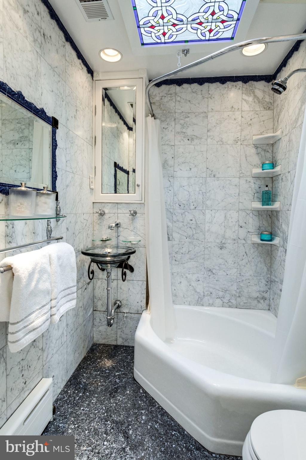4452 Reservoir Road Northwest Washington, DC 20007 - Photo 13 of 33 Full Bath.