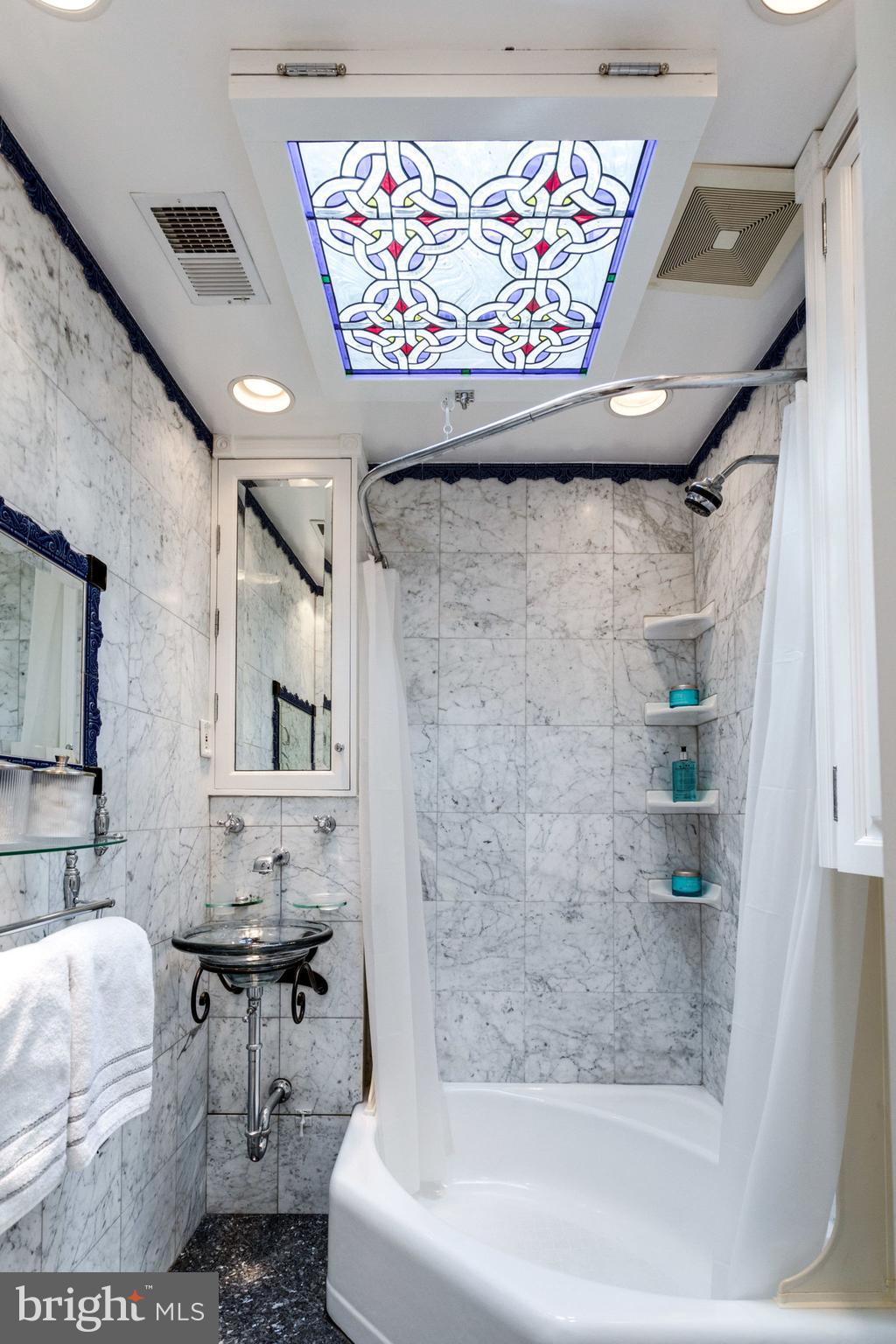 4452 Reservoir Road Northwest Washington, DC 20007 - Photo 14 of 33 Gallery Image 14