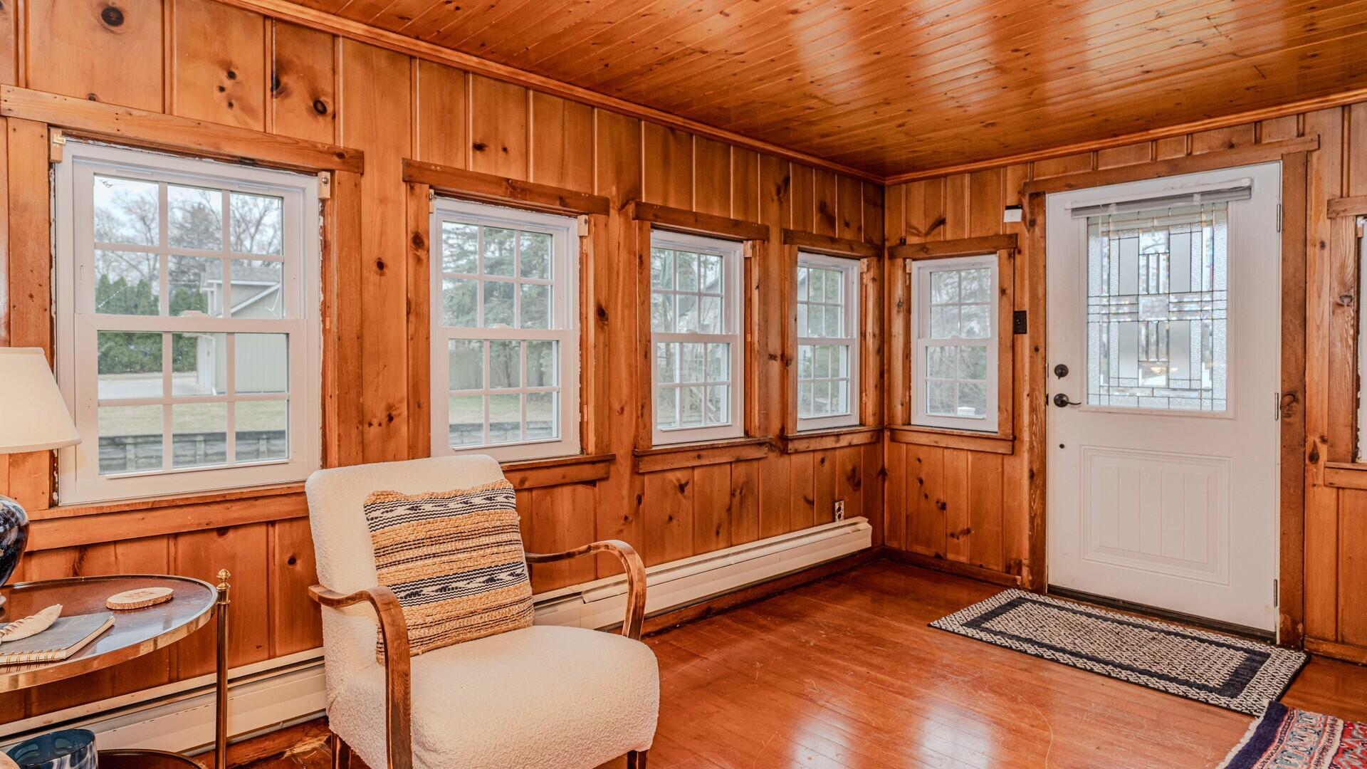 9402 Mcgregor Road Pinckney, MI 48169 - Photo 6 of 41 016_16