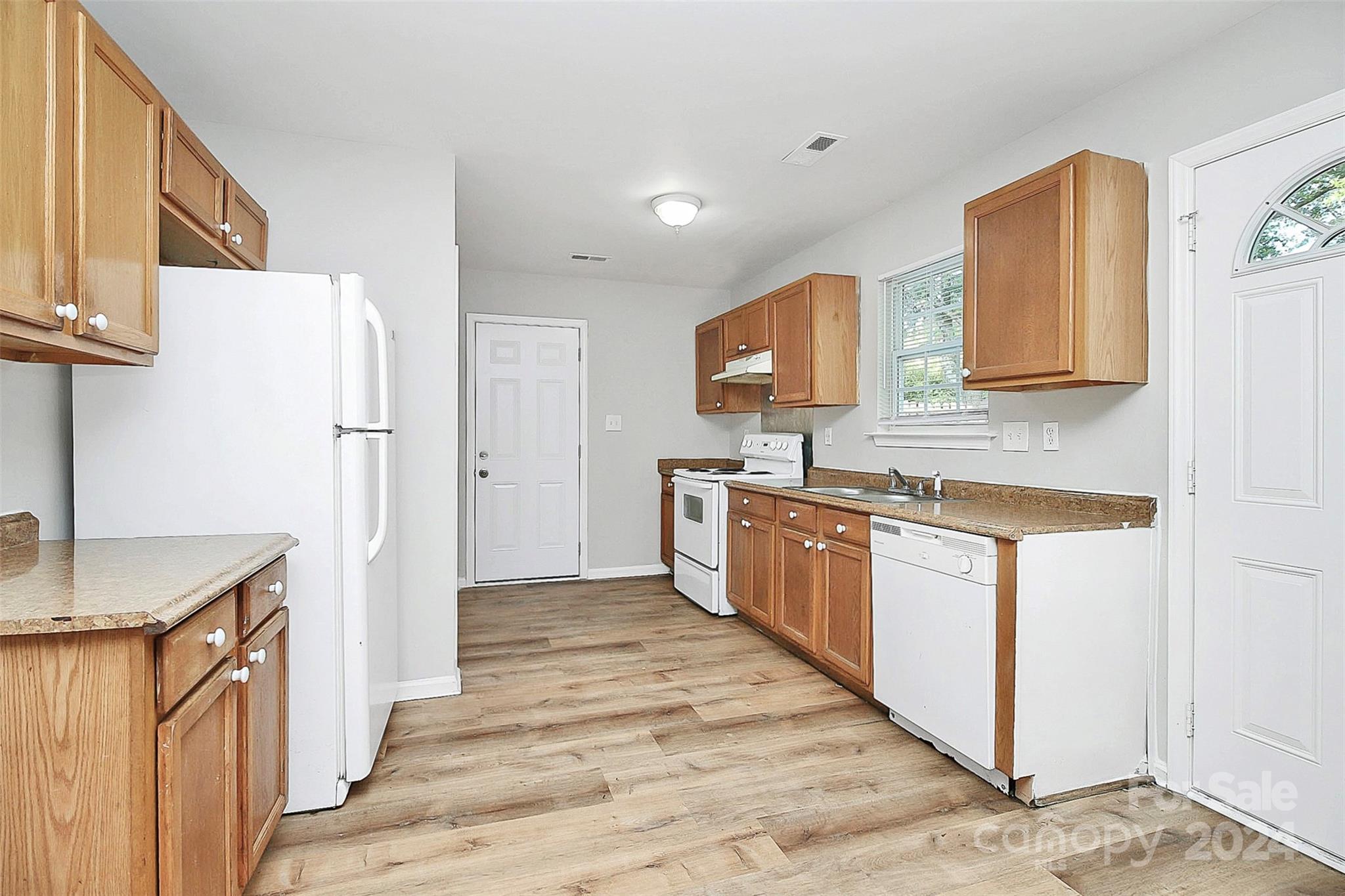 2203 Remount Road Charlotte, NC 28208 - Photo 12 of 33 Gallery Image 12