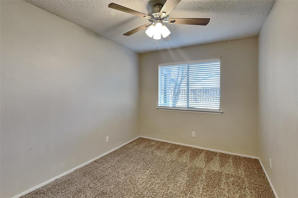 1012 Via Valencia Mesquite, TX 75150 - Photo 16 of 21