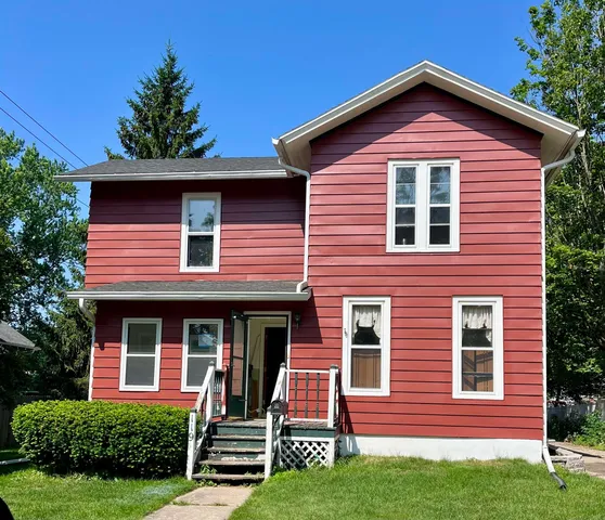 $314,900 | 119 North 2nd Street, Evansville, WI 53536