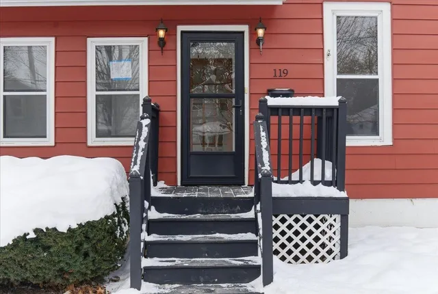 $314,900 | 119 North 2nd Street, Evansville, WI 53536