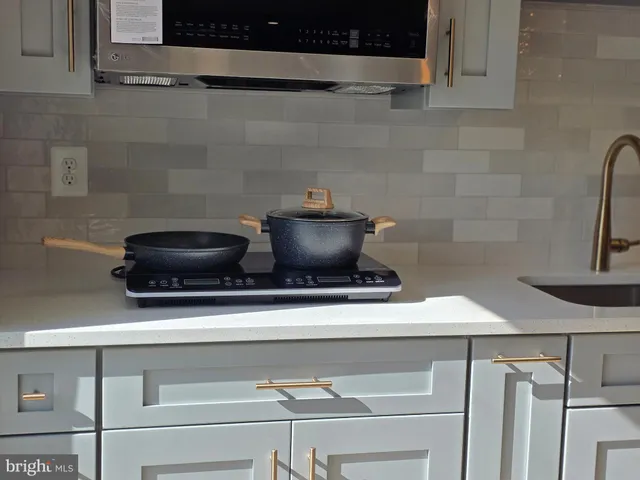 a close view of stove