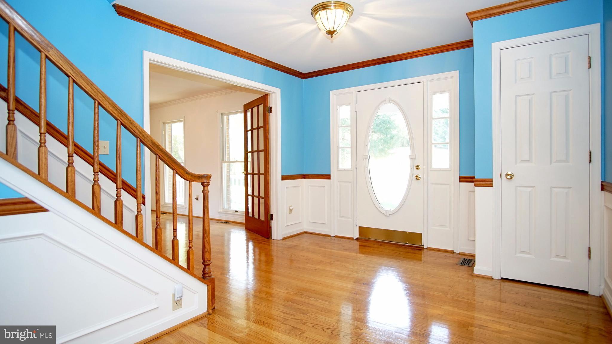 2711 Gillis Road Mount Airy, MD 21771 - Photo 5 of 25 Interior (General)
