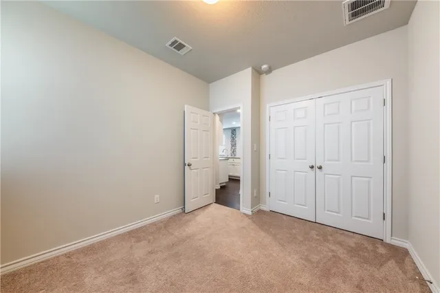 $2,095 | 138 Silktassel Way, Buda, TX 78610