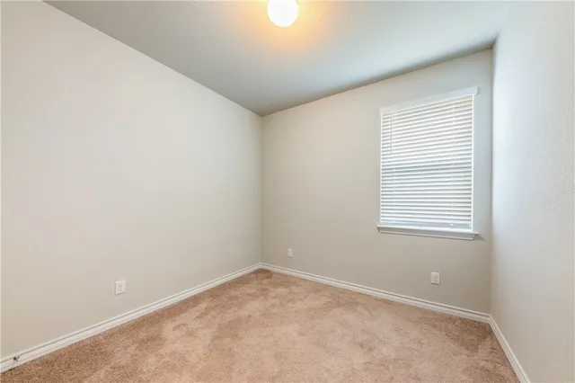 $2,095 | 138 Silktassel Way, Buda, TX 78610