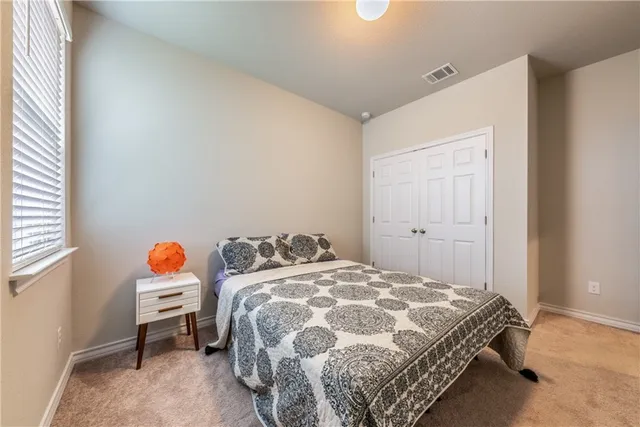 $2,095 | 138 Silktassel Way, Buda, TX 78610