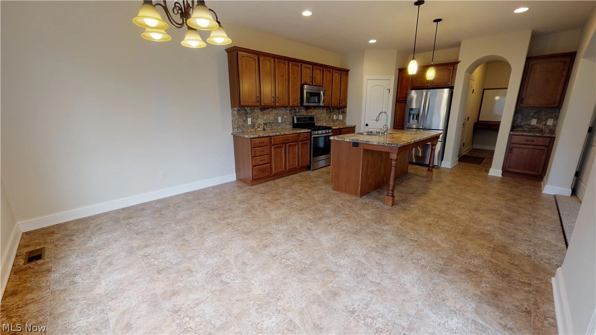 35858 Ridge Road Willoughby, OH 44094 - Photo 13 of 34