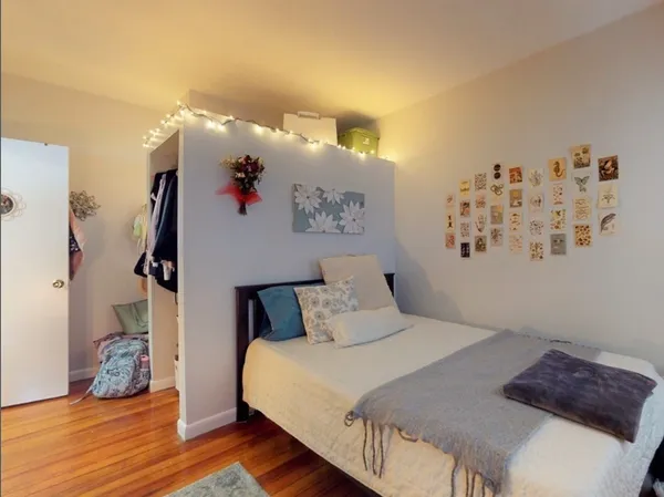 $5,000 | 32 South Huntington Avenue, Unit 1, Boston, MA 02130