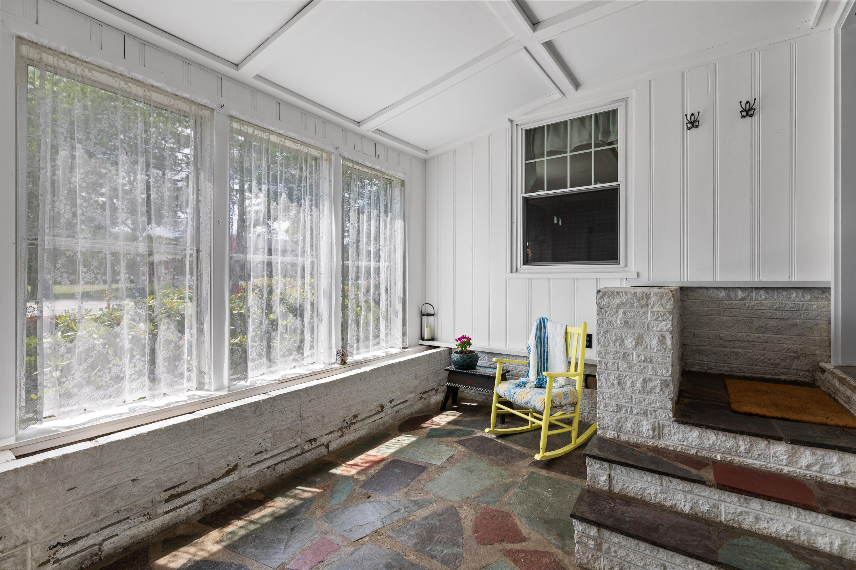 153 Buxton Road Saco, ME 04072 - Photo 6 of 41 153 Buxton Rd Saco-0497