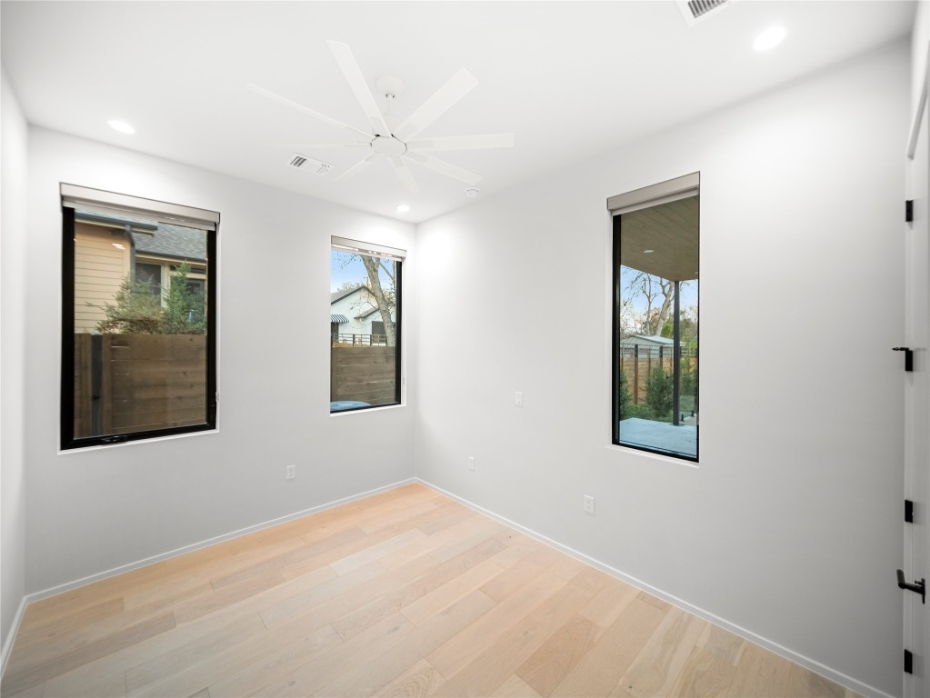 2107 Brackenridge Street, Unit B Austin, TX 78704 - Photo 28 of 36 a view of an empty room with window and closet