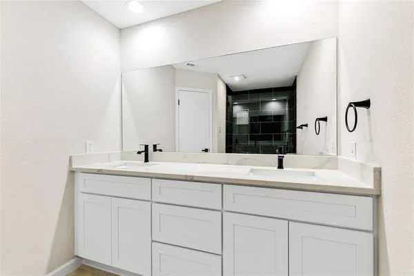 $2,800 | 924 Simon Drive, Plano, TX 75025