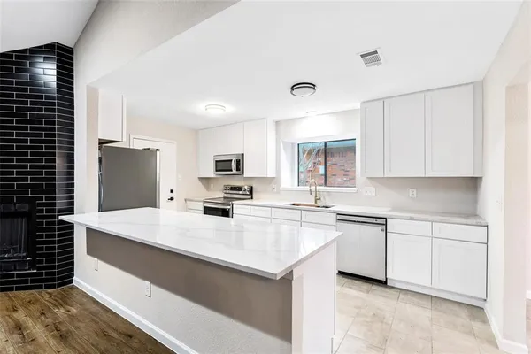 $2,800 | 924 Simon Drive, Plano, TX 75025