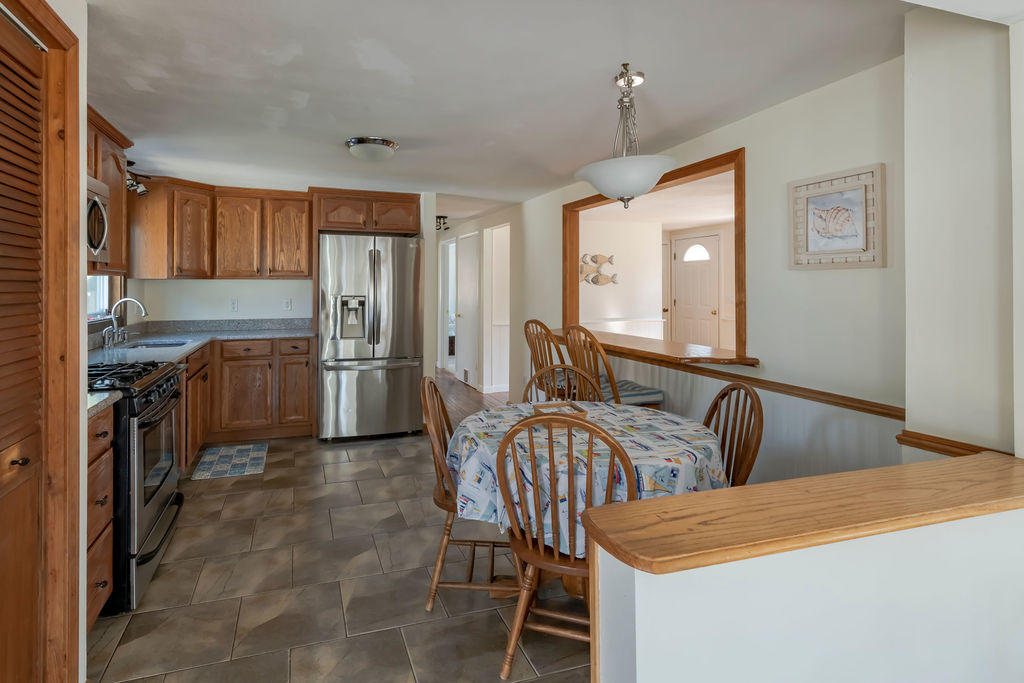 25 West Pond Road Chatham, MA 02633 - Photo 11 of 52 25_westPond-5
