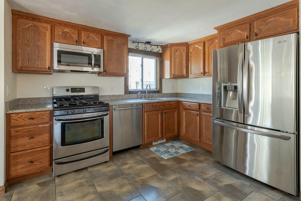 25 West Pond Road Chatham, MA 02633 - Photo 5 of 52 25_westPond-8