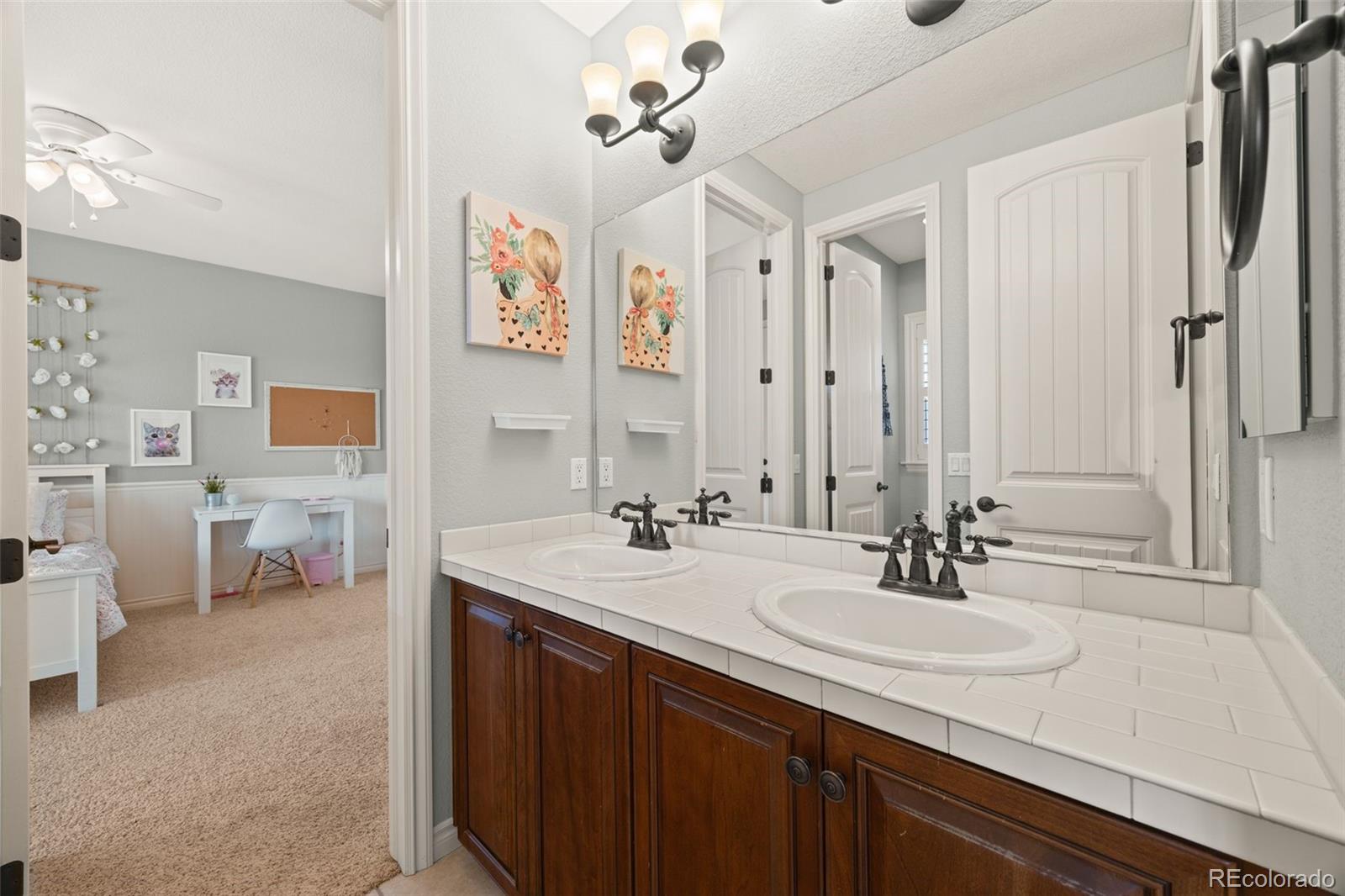 10466 Marigold Court Highlands Ranch, CO 80126 - Photo 23 of 50