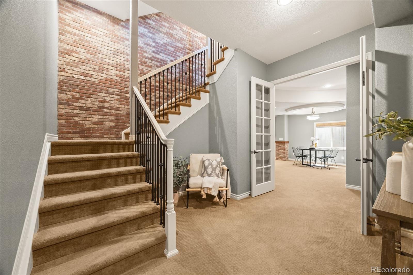 10466 Marigold Court Highlands Ranch, CO 80126 - Photo 27 of 50 a view of entryway