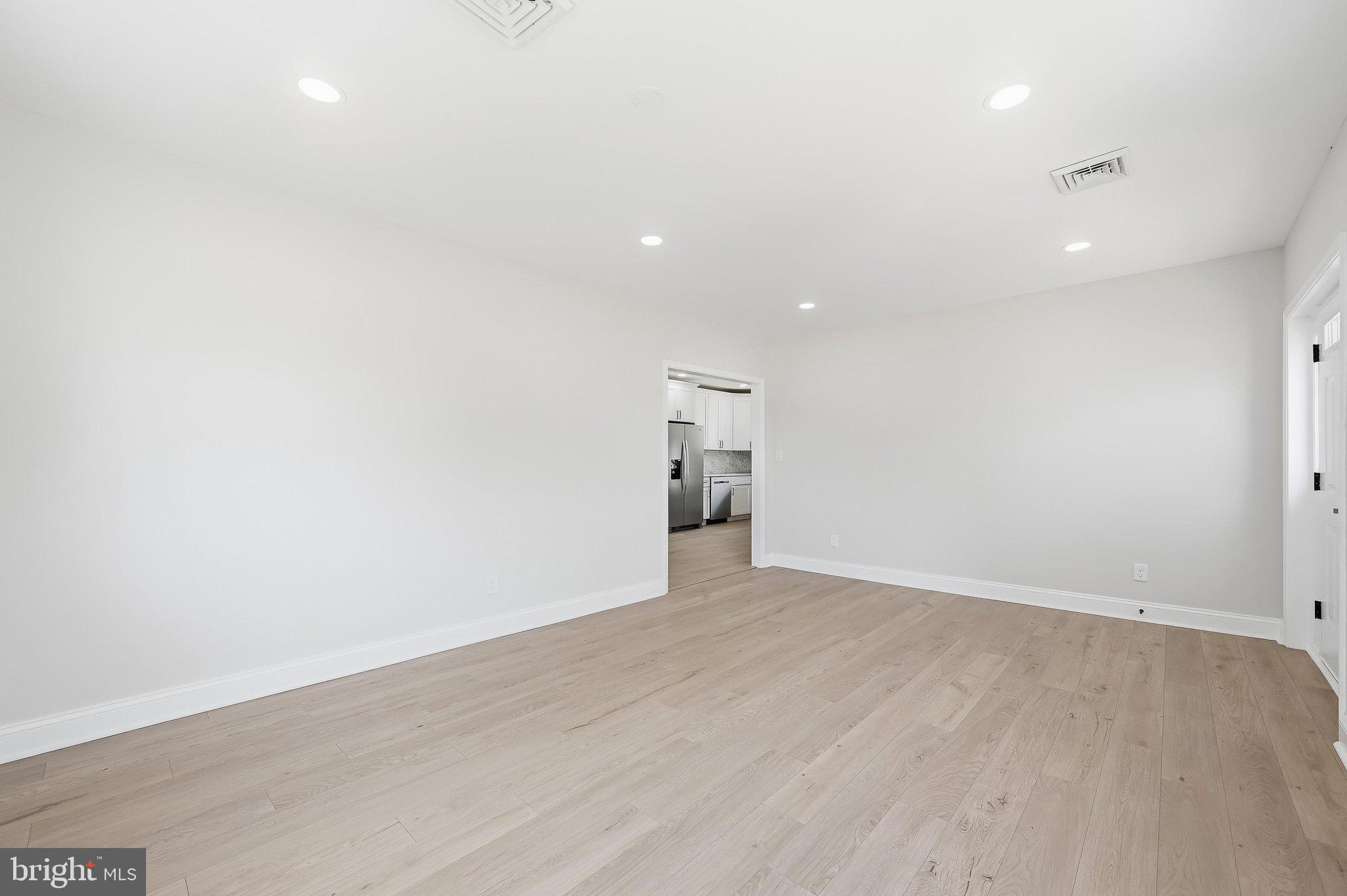 7701 Gunther Road Glen Burnie, MD 21060 - Photo 7 of 40 Living Room