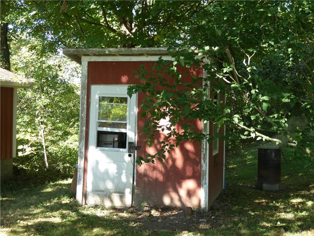 2223 Sandy Lake-Grove City Road Jackson Center, PA 16133 - Photo 23 of 30 a view of a small yard