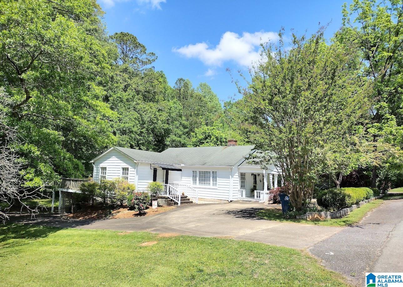 67 Osborne Street Heflin, AL 36264 - Photo 3 of 19