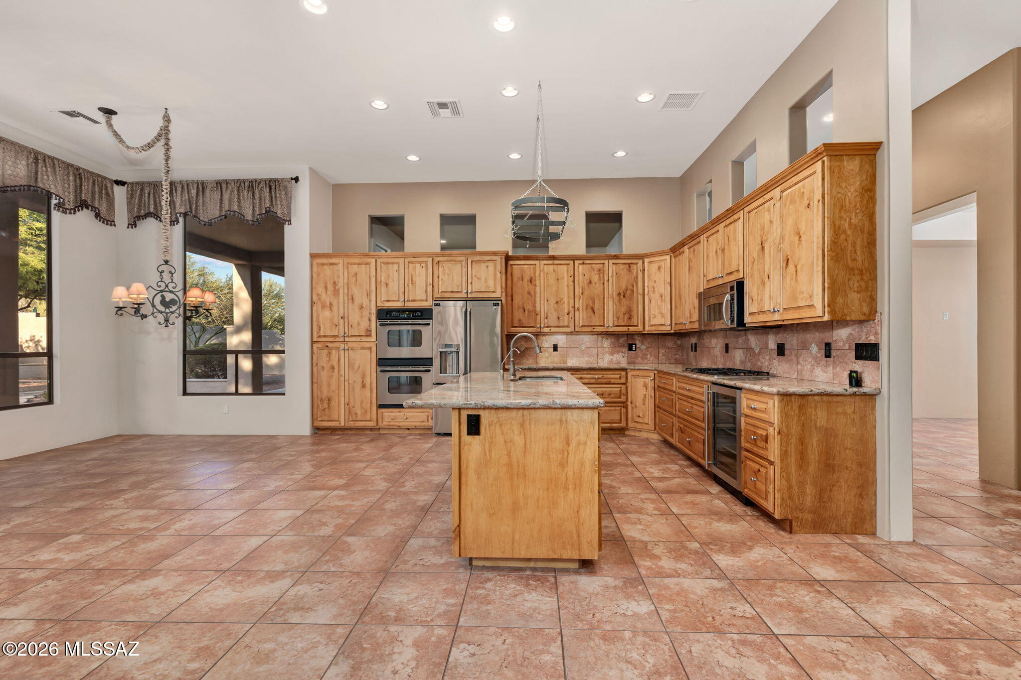 4505 North Wolford Road Tucson, AZ 85749 - Photo 11 of 44 22-web-or-mls-4505 N Wolford Rd- MLS Ima